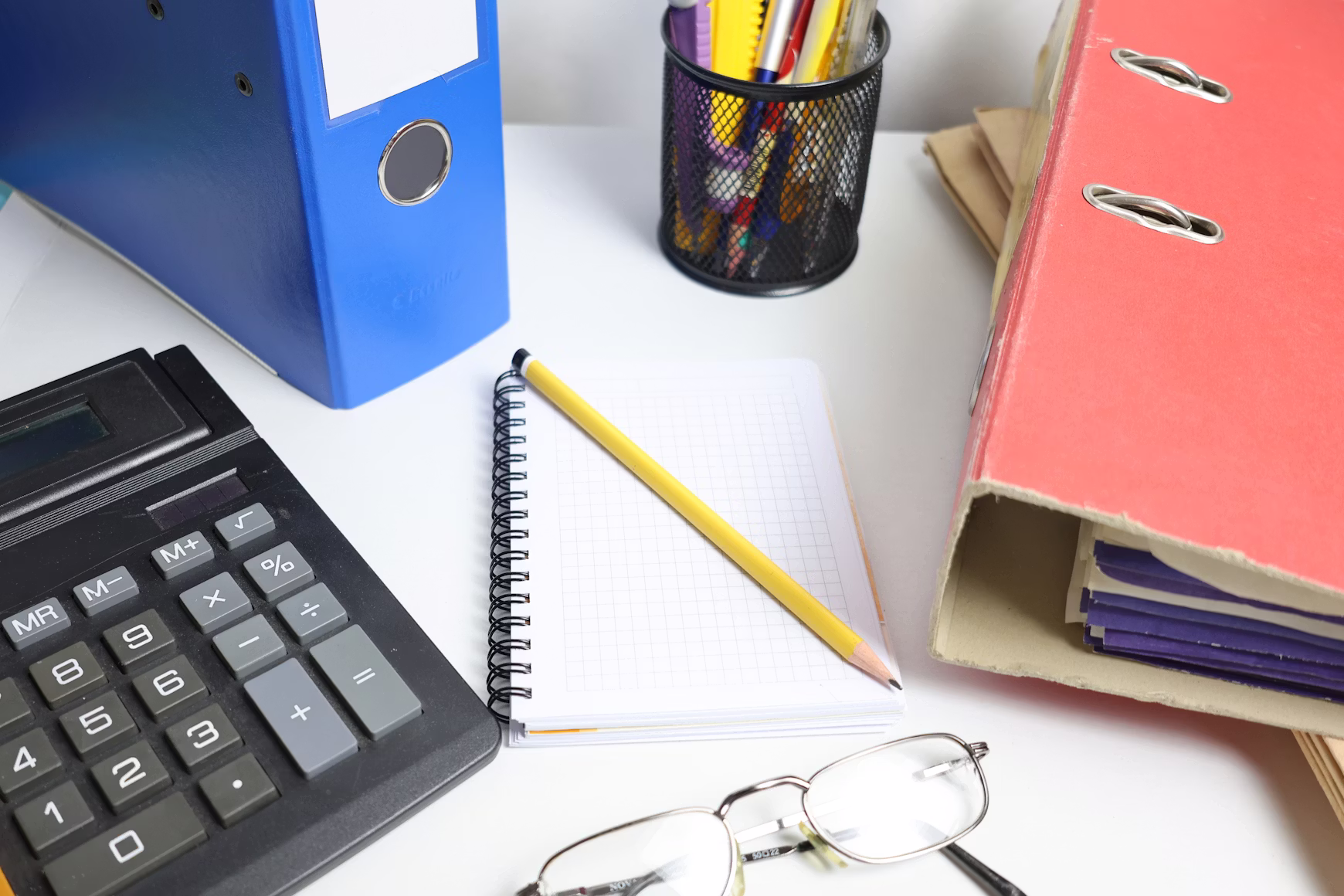 Accounting in Switzerland: complete guide to services, taxes, career, and software